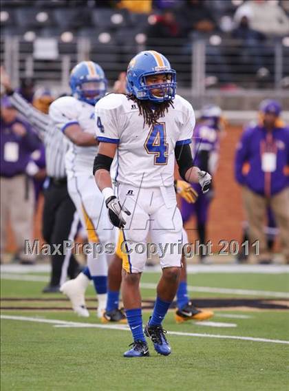 Thumbnail 3 in Tarboro vs. Carver (NCHSAA 2A Final) photogallery.