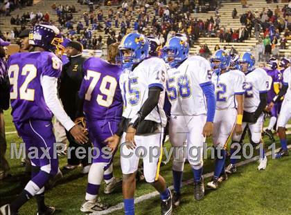 Thumbnail 1 in Tarboro vs. Carver (NCHSAA 2A Final) photogallery.