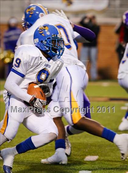 Thumbnail 2 in Tarboro vs. Carver (NCHSAA 2A Final) photogallery.