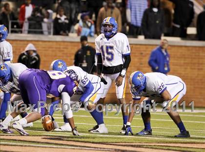 Thumbnail 3 in Tarboro vs. Carver (NCHSAA 2A Final) photogallery.