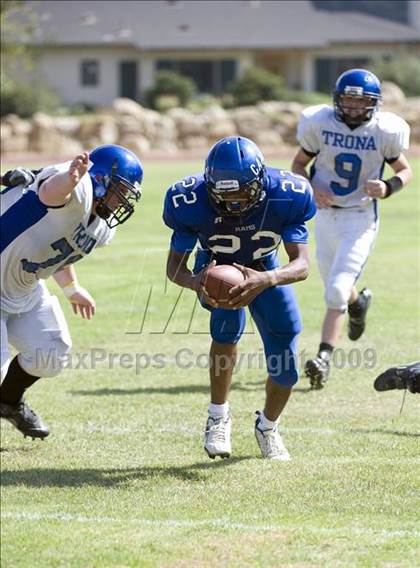 Thumbnail 3 in Trona @ Cate photogallery.