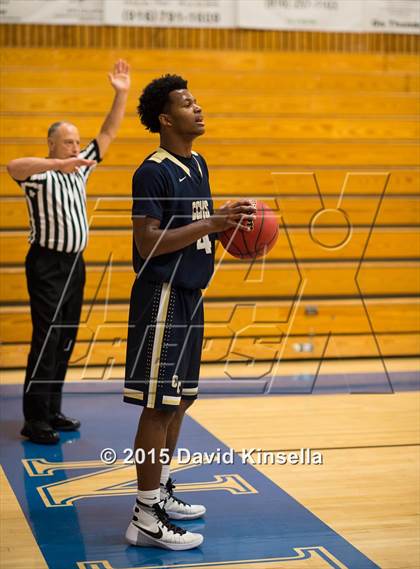 Thumbnail 2 in Central Catholic vs. Placer photogallery.
