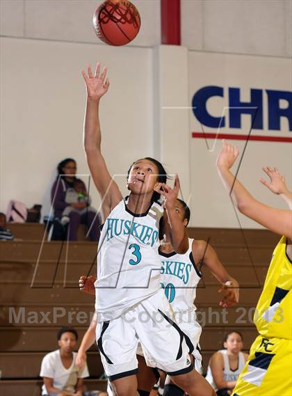 Thumbnail 2 in River City vs. Sheldon (Christian Brothers Holiday Classic) photogallery.