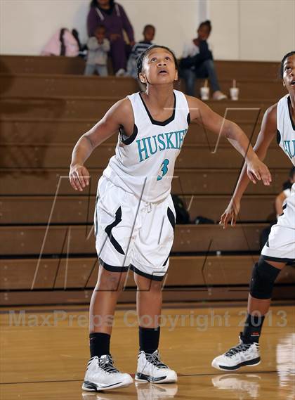 Thumbnail 1 in River City vs. Sheldon (Christian Brothers Holiday Classic) photogallery.