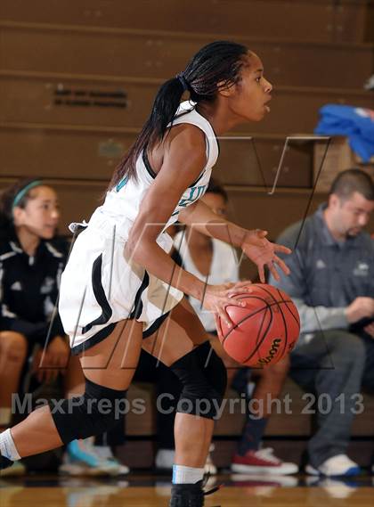 Thumbnail 1 in River City vs. Sheldon (Christian Brothers Holiday Classic) photogallery.