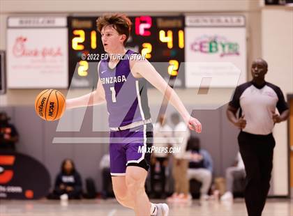 Thumbnail 3 in Gonzaga vs. Etowah (Holiday Hoopsgiving) photogallery.