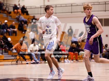 Thumbnail 3 in Gonzaga vs. Etowah (Holiday Hoopsgiving) photogallery.