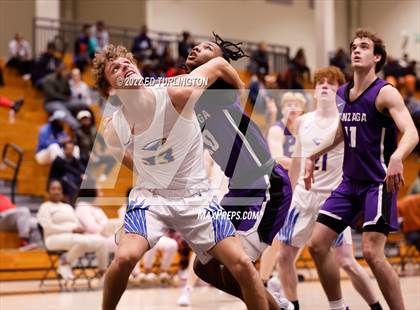 Thumbnail 3 in Gonzaga vs. Etowah (Holiday Hoopsgiving) photogallery.