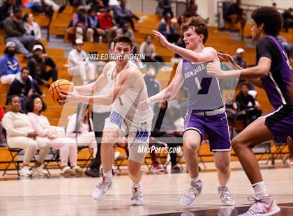 Thumbnail 1 in Gonzaga vs. Etowah (Holiday Hoopsgiving) photogallery.
