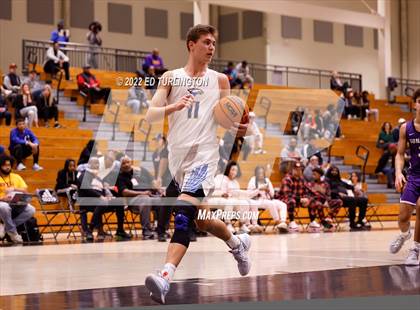 Thumbnail 2 in Gonzaga vs. Etowah (Holiday Hoopsgiving) photogallery.