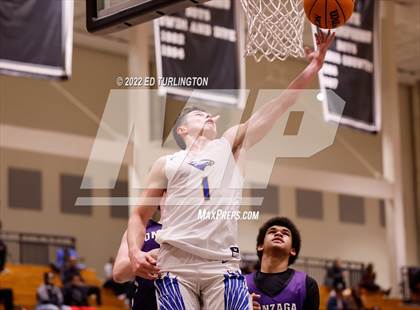 Thumbnail 3 in Gonzaga vs. Etowah (Holiday Hoopsgiving) photogallery.