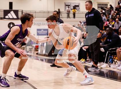 Thumbnail 2 in Gonzaga vs. Etowah (Holiday Hoopsgiving) photogallery.