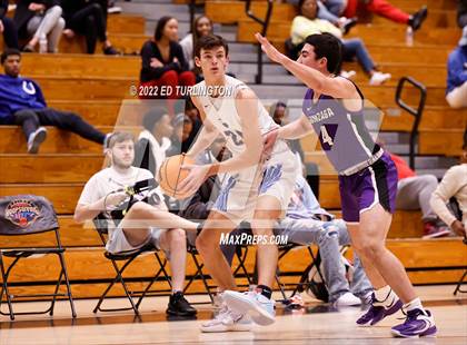 Thumbnail 2 in Gonzaga vs. Etowah (Holiday Hoopsgiving) photogallery.