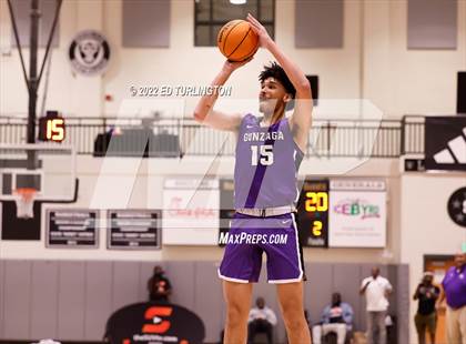 Thumbnail 2 in Gonzaga vs. Etowah (Holiday Hoopsgiving) photogallery.