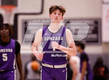 Thumbnail 1 in Gonzaga vs. Etowah (Holiday Hoopsgiving) photogallery.