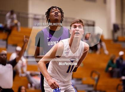 Thumbnail 3 in Gonzaga vs. Etowah (Holiday Hoopsgiving) photogallery.