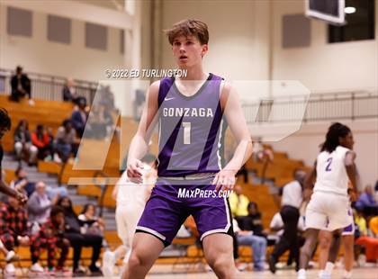 Thumbnail 2 in Gonzaga vs. Etowah (Holiday Hoopsgiving) photogallery.
