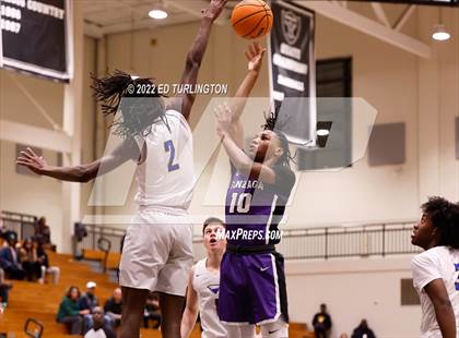 Thumbnail 3 in Gonzaga vs. Etowah (Holiday Hoopsgiving) photogallery.