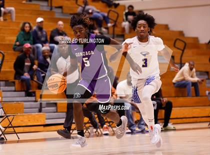 Thumbnail 2 in Gonzaga vs. Etowah (Holiday Hoopsgiving) photogallery.