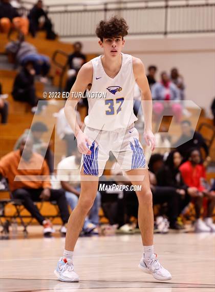 Thumbnail 2 in Gonzaga vs. Etowah (Holiday Hoopsgiving) photogallery.