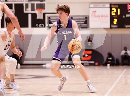 Thumbnail 1 in Gonzaga vs. Etowah (Holiday Hoopsgiving) photogallery.