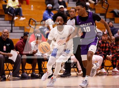 Thumbnail 3 in Gonzaga vs. Etowah (Holiday Hoopsgiving) photogallery.