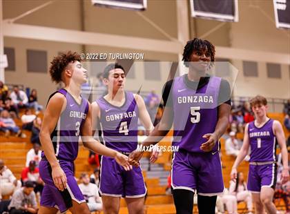 Thumbnail 3 in Gonzaga vs. Etowah (Holiday Hoopsgiving) photogallery.