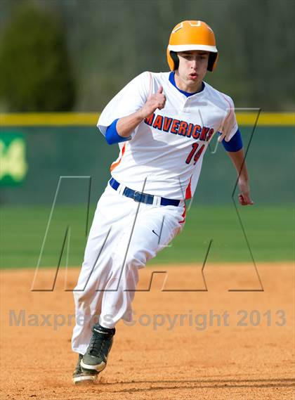 Thumbnail 2 in Marvin Ridge vs Cuthbertson photogallery.
