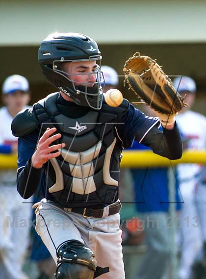 Thumbnail 1 in Marvin Ridge vs Cuthbertson photogallery.