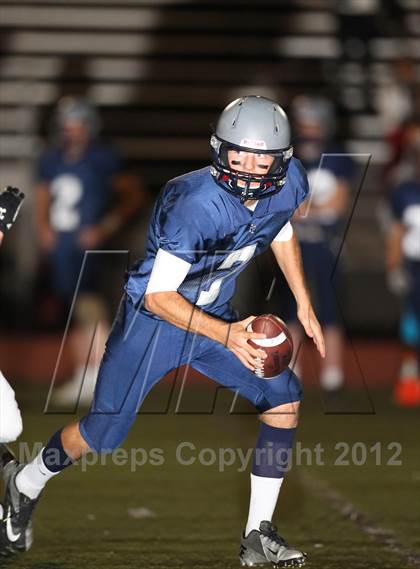 Thumbnail 3 in Mission Prep vs. Flintridge Prep (CIF SS Playoffs) photogallery.