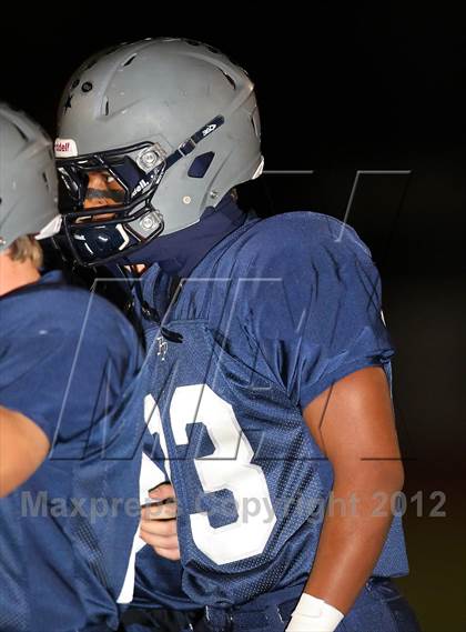 Thumbnail 3 in Mission Prep vs. Flintridge Prep (CIF SS Playoffs) photogallery.