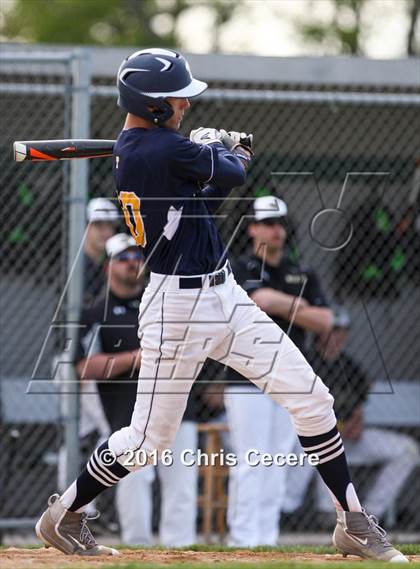 Thumbnail 1 in Rush-Henrietta vs. Webster Thomas photogallery.