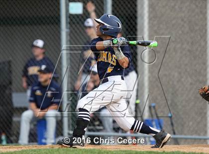 Thumbnail 3 in Rush-Henrietta vs. Webster Thomas photogallery.
