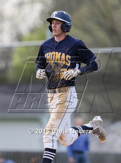 Thumbnail 3 in Rush-Henrietta vs. Webster Thomas photogallery.