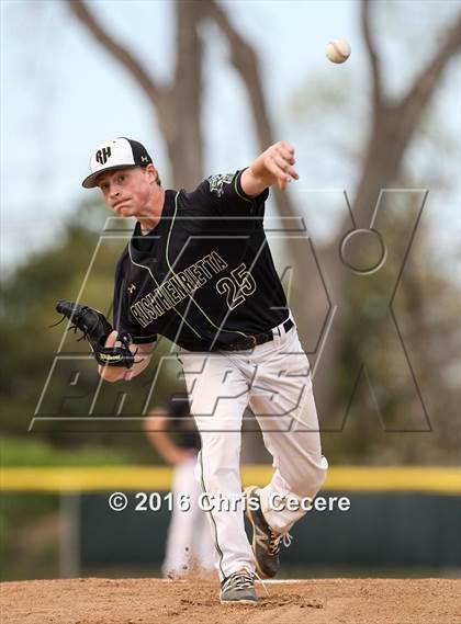 Thumbnail 1 in Rush-Henrietta vs. Webster Thomas photogallery.
