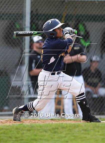 Thumbnail 1 in Rush-Henrietta vs. Webster Thomas photogallery.