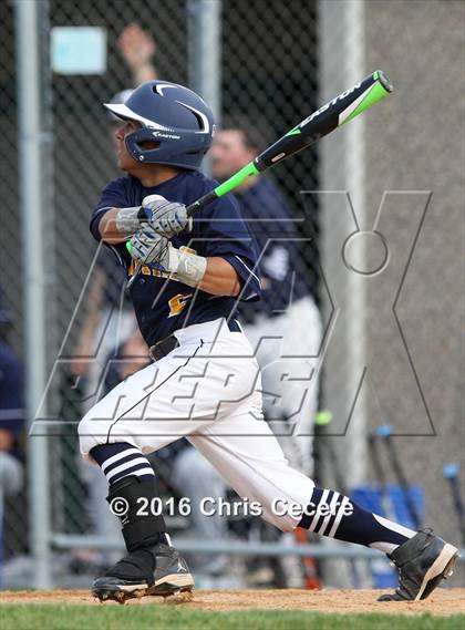Thumbnail 1 in Rush-Henrietta vs. Webster Thomas photogallery.