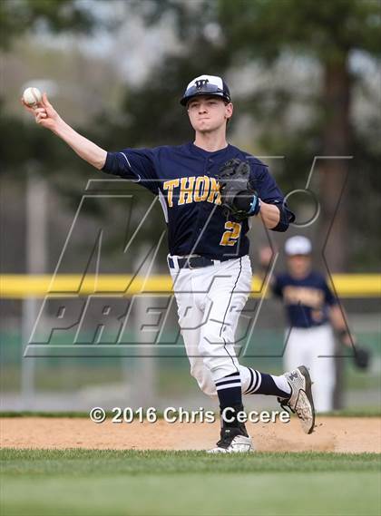 Thumbnail 3 in Rush-Henrietta vs. Webster Thomas photogallery.