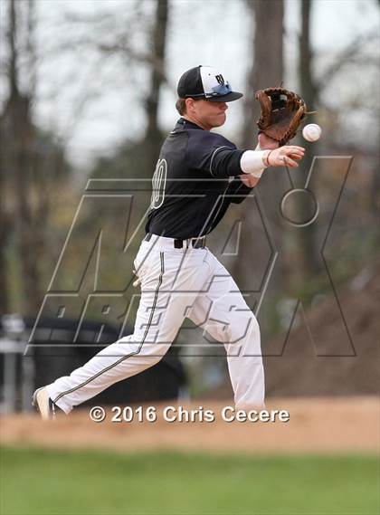 Thumbnail 1 in Rush-Henrietta vs. Webster Thomas photogallery.