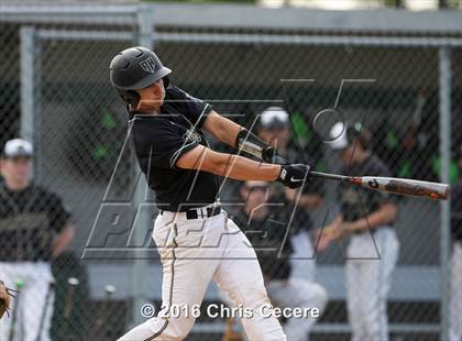 Thumbnail 3 in Rush-Henrietta vs. Webster Thomas photogallery.