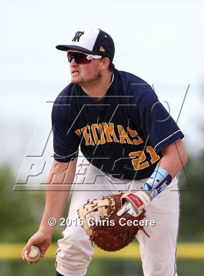 Thumbnail 2 in Rush-Henrietta vs. Webster Thomas photogallery.