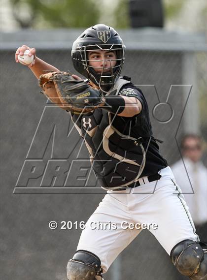 Thumbnail 2 in Rush-Henrietta vs. Webster Thomas photogallery.