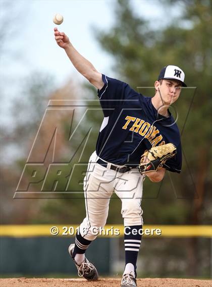 Thumbnail 3 in Rush-Henrietta vs. Webster Thomas photogallery.
