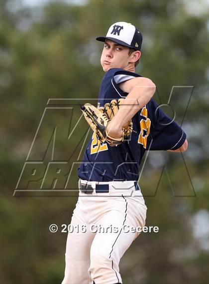 Thumbnail 2 in Rush-Henrietta vs. Webster Thomas photogallery.