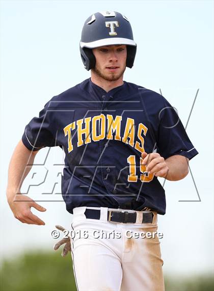 Thumbnail 3 in Rush-Henrietta vs. Webster Thomas photogallery.