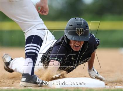 Thumbnail 1 in Rush-Henrietta vs. Webster Thomas photogallery.