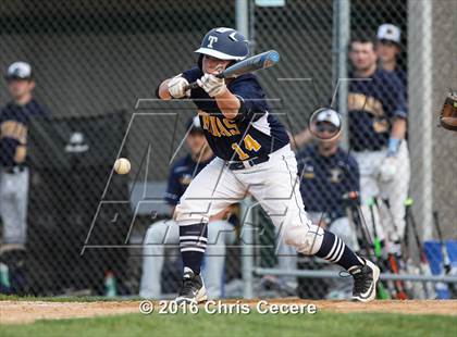 Thumbnail 2 in Rush-Henrietta vs. Webster Thomas photogallery.