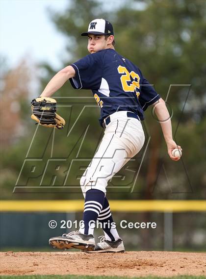 Thumbnail 3 in Rush-Henrietta vs. Webster Thomas photogallery.