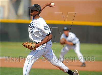 Thumbnail 1 in Don Lugo @ Montclair photogallery.