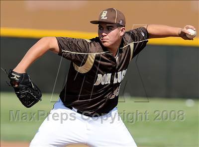 Thumbnail 2 in Don Lugo @ Montclair photogallery.